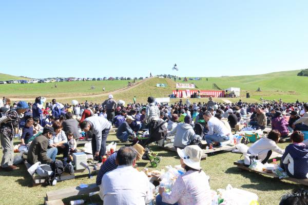 第32回高原の鮫川うまいもの祭り 鮫川村公式ホームページ