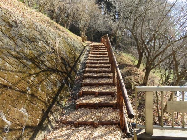 強滝遊歩道階段１