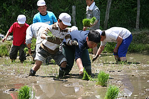 鮫川村農村体験交流協議会の取り組み