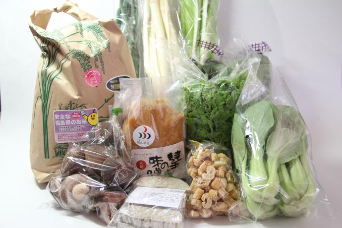 野菜・加工品のつめ合わせ、味噌1kg、米20kg